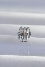 Pirinç Gümüş Renk Yonca Earcuff Küpe - Lisinya