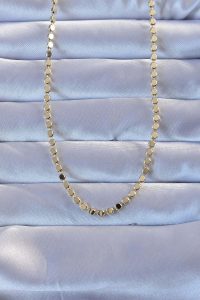 Pirinç Gold Renk Parçalı Ezme Kolye - Lisinya