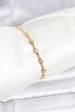 Pirinç Gold Renk VIP Seri Punta Model Zirkon Taşlı Kadın Bileklik - Lisinya