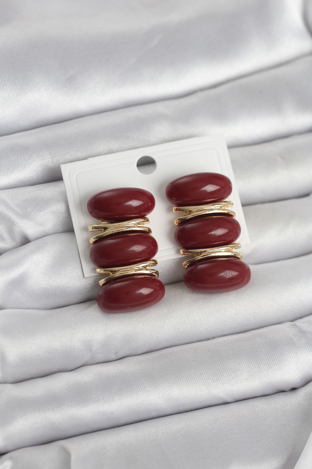 1771336689-bkp11676 Bordo Vintage Model Gold Renk Kadın Küpe - Lisinya - Görsel 1