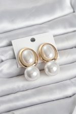 Pirinç Gold Renk Model İncili Kadın Küpe - Lisinya - Görsel 2