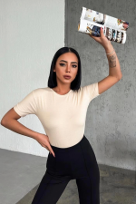 Rahat Ve Şık Kısa Kollu Bisiklet Yaka Likralı Viskon Penye Body Bej ( Lisinya ) - Görsel 2