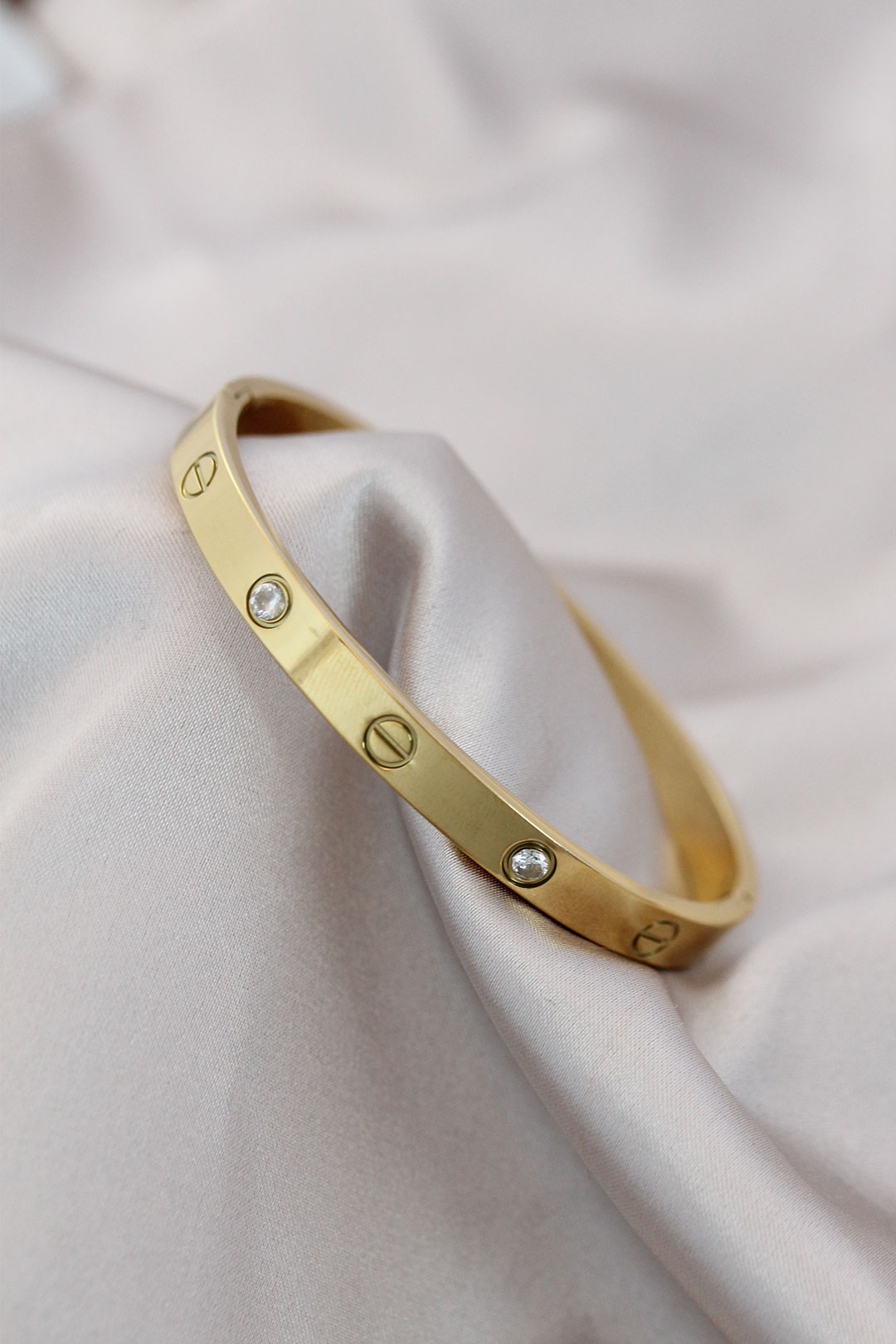 1637662326-bb4119 316L Çelik Gold Renk Zirkon Taşlı Bileklik - Vipsepet - Görsel 1
