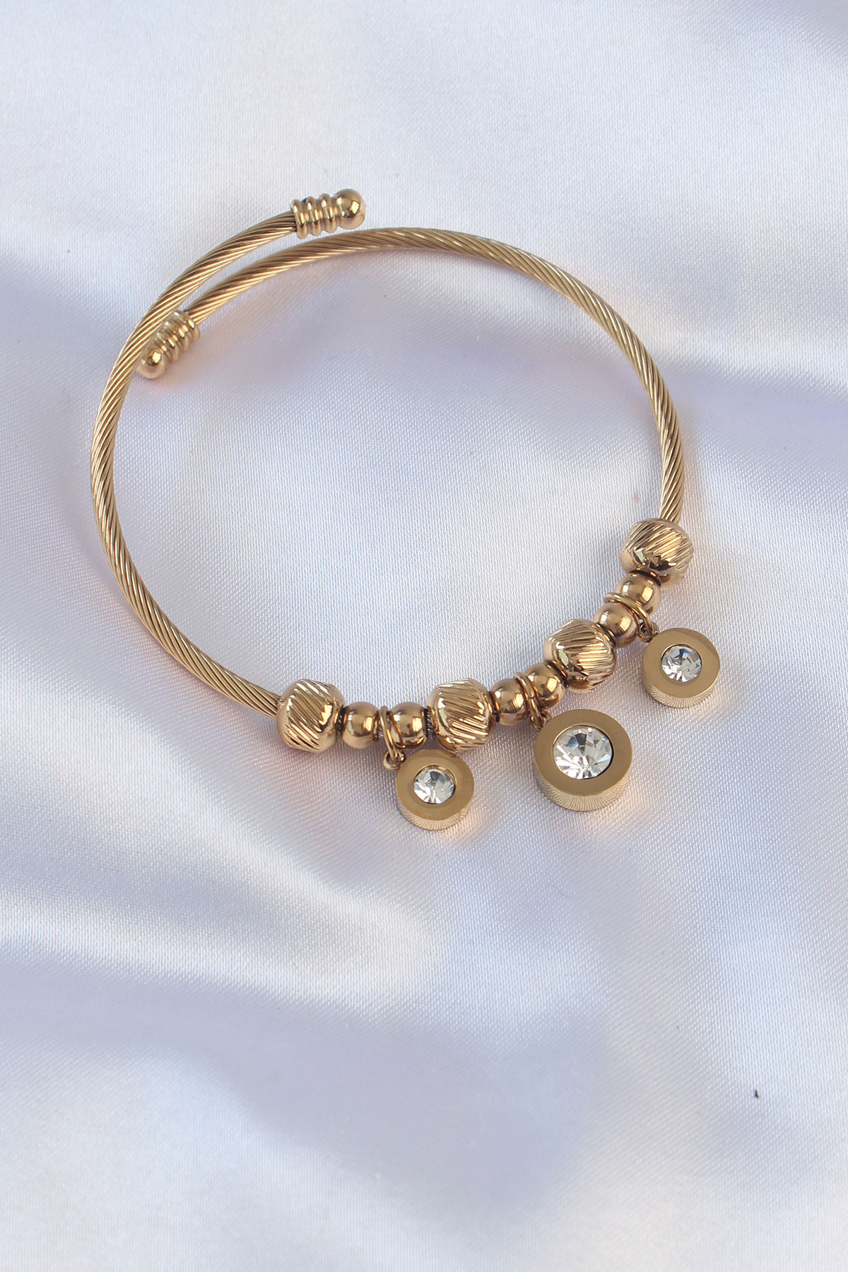 1718201982-bb6089 316L Çelik Gold Renk Zirkon Taşlı Model Charm Bileklik - Vipsepet - Görsel 1