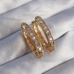 Pirinç Gold Renk Zirkon Taşlı Oval Model Küpe - Vipsepet
