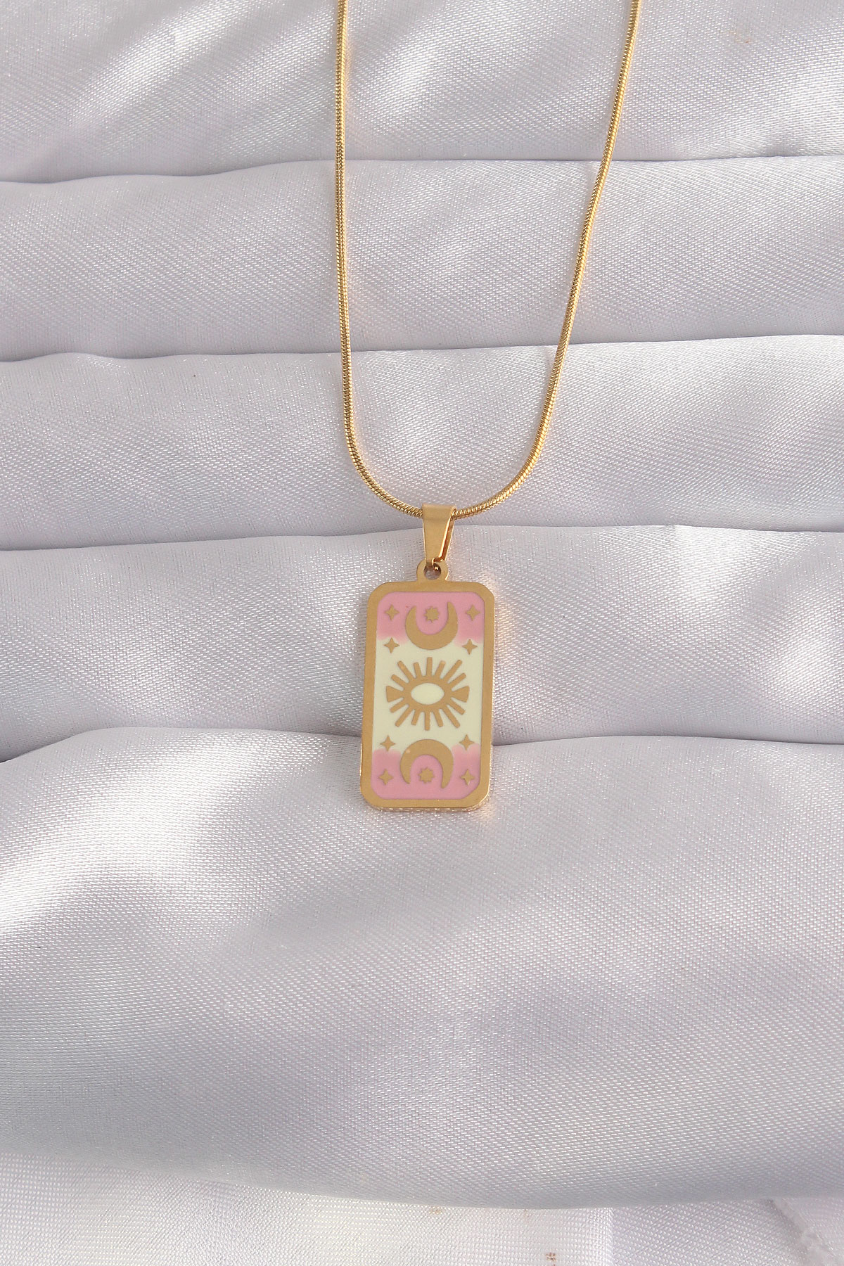 1724773407-bko9036-1 316L Çelik Gold Renk Karışık Mineli Ay Figür Tarot Kolye - Vipsepet - Görsel 1