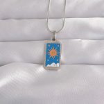 316L Çelik Gümüş Renk Mavi Mineli Güneş Model Tarot Kolye - Vipsepet