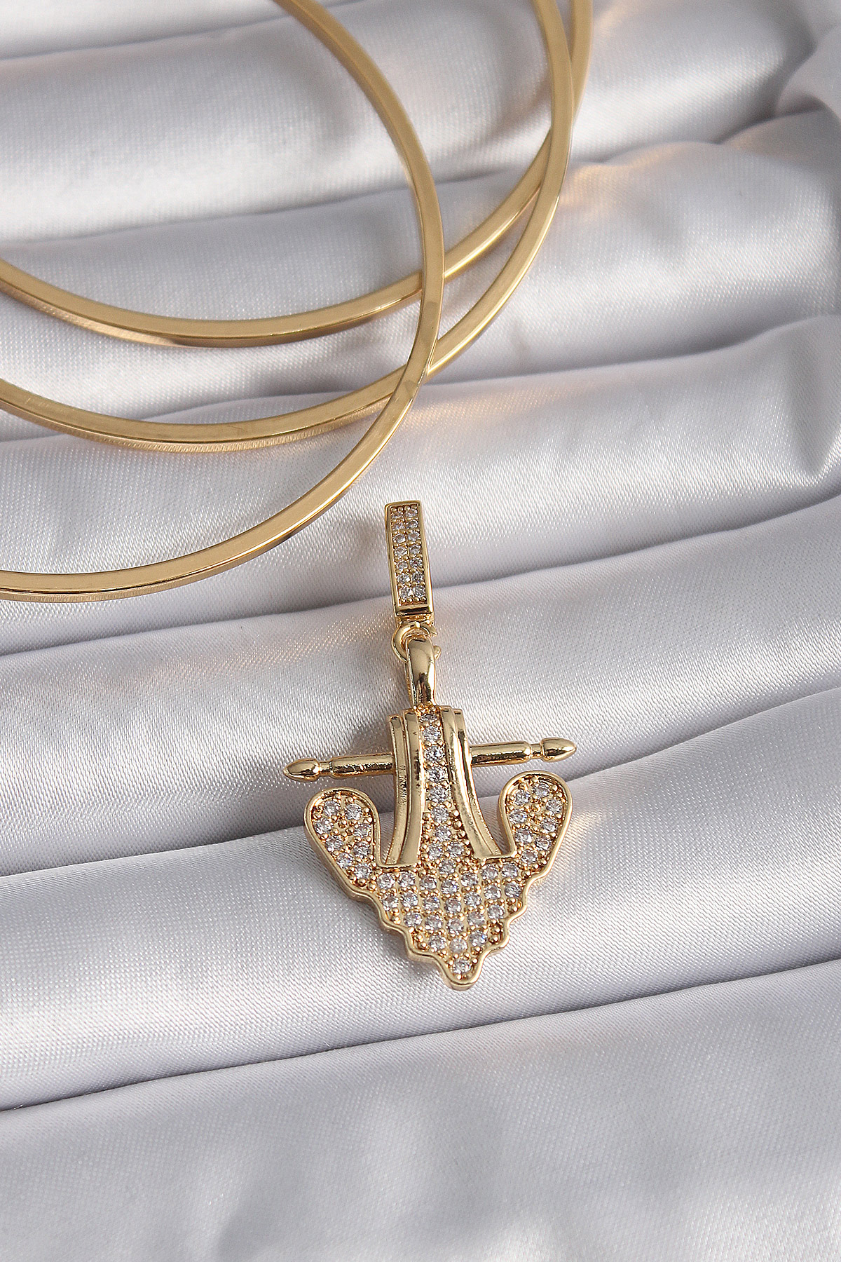 1730978230-bc1000 Pirinç Gold Renk Zirkon Taşlı Çapa Model Ajda Charm - Vipsepet - Görsel 1