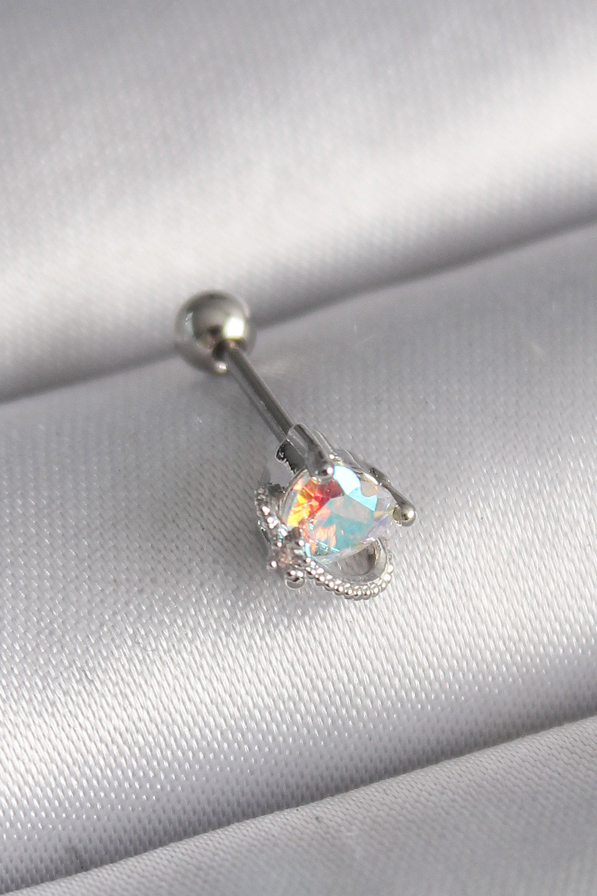 1732273935-pr1243 316L Çelik Gümüş Renk Zirkon Taşlı Kalp Tragus Piercing - Vipsepet - Görsel 1
