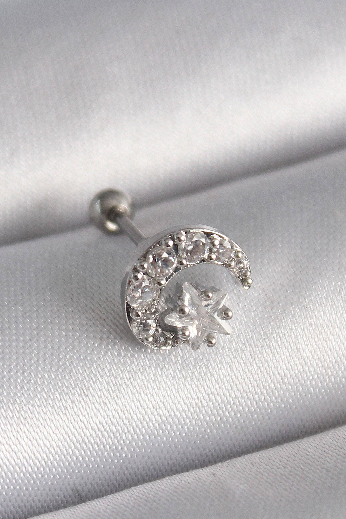 1732274842-pr1257 316L Çelik Gümüş Renk Zirkon Taşlı Ay Yıldız Tragus Piercing - Vipsepet - Görsel 1