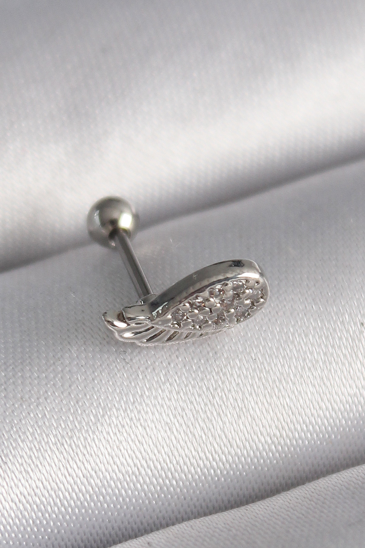 1732276123-pr1269 316L Çelik Gümüş Renk Zirkon Taşlı Kanat Tragus Piercing - Vipsepet - Görsel 1