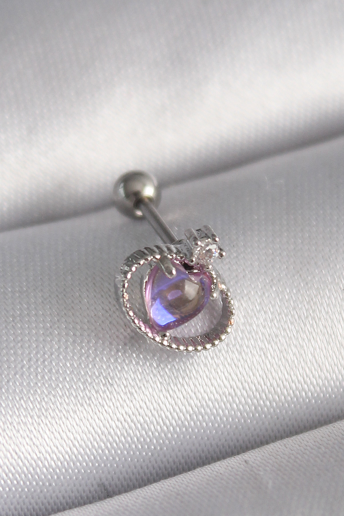 1732278485-pr1273 316L Çelik Gümüş Renk Mor Mineli Kalp Zirkon Taş Detay Tragus Piercing - Vipsepet - Görsel 1