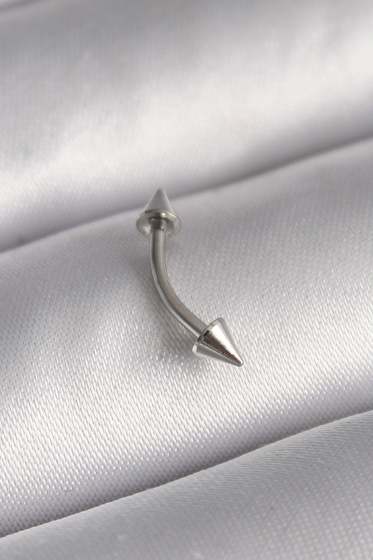 1732287482-pr1364 316L Çelik Gümüş Renk Çivi Model Piercing - Vipsepet - Görsel 1