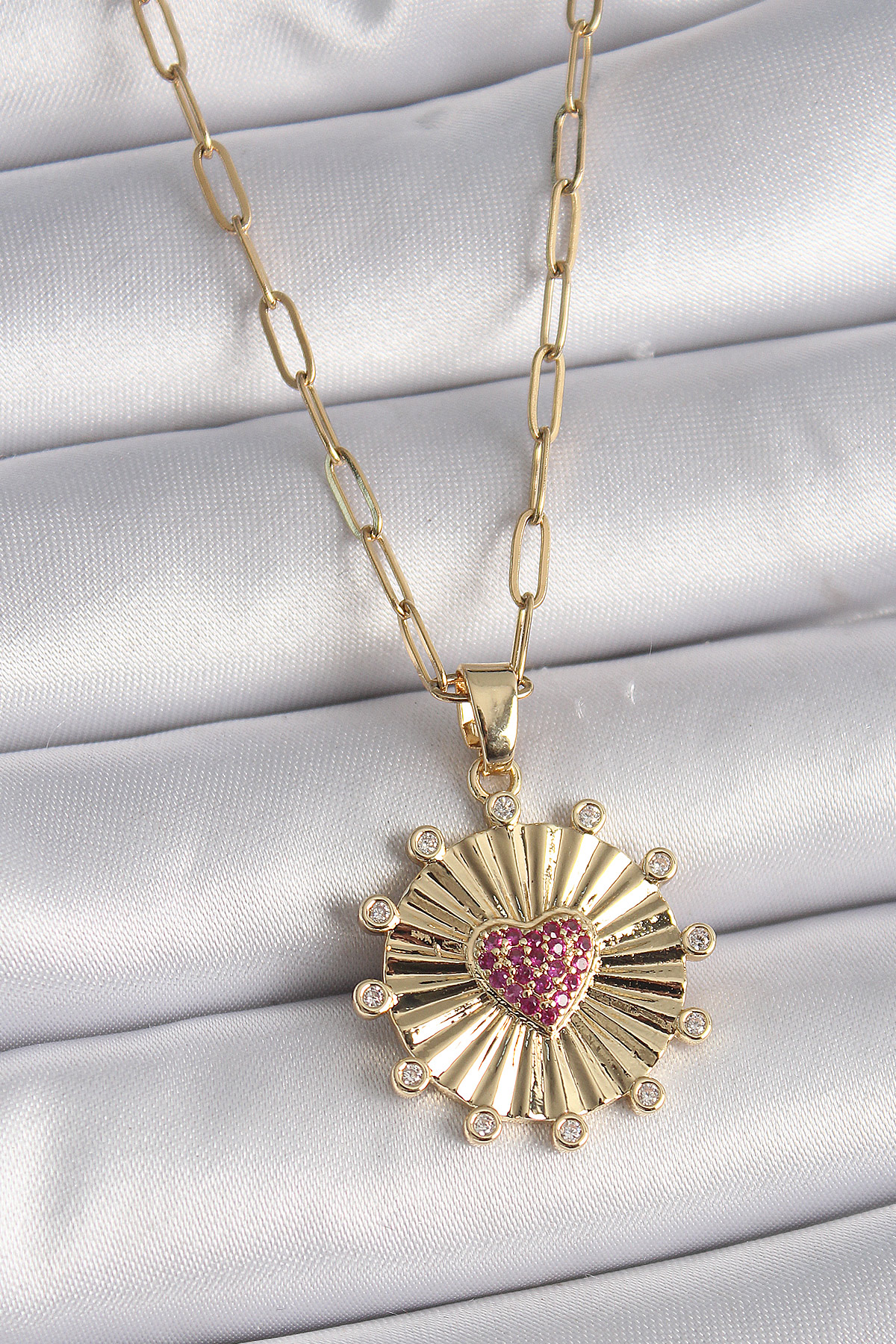 1732630499-bko9534 316L Çelik Gold Renk Pembe Zirkon Taşlı Kalp İşleme Madalyon Model Kadın Kolye - Vipsepet - Görsel 1