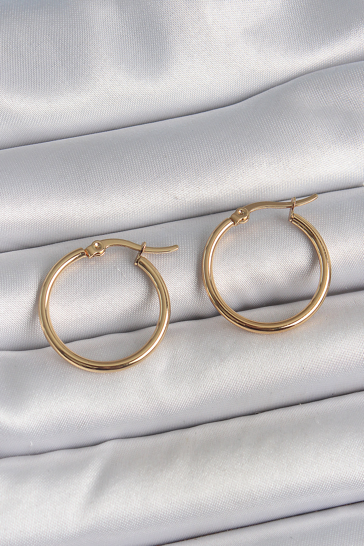 1747663720-bkp10507 316 Çelik Gold Renk 22mm Kadın Halka Model Kadın Küpe - Vipsepet - Görsel 1