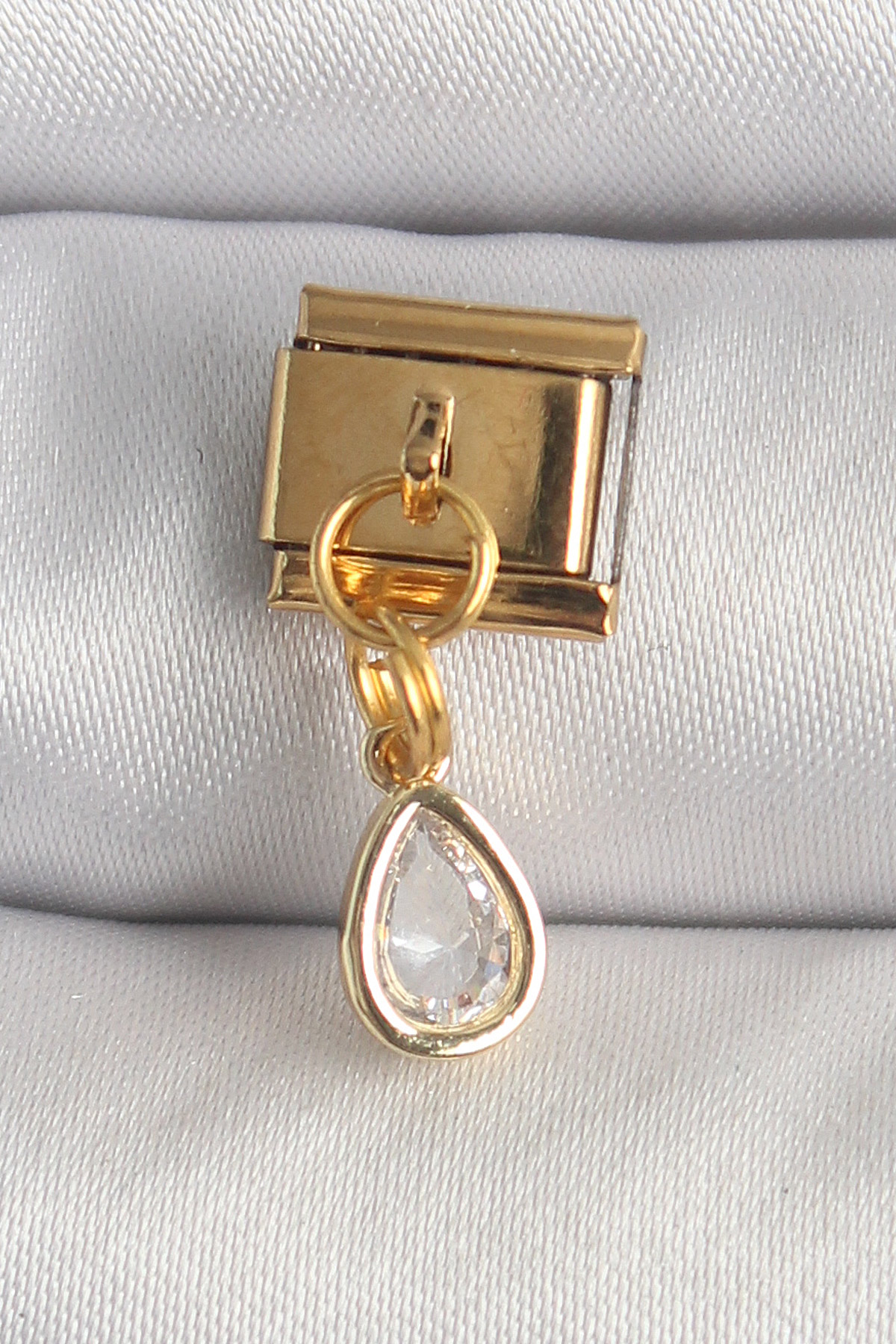 1747666979-bc1345 316L Çelik Gold Renk Sallantı Damla Zirkon Taşlı Nomination Charm - Vipsepet - Görsel 1