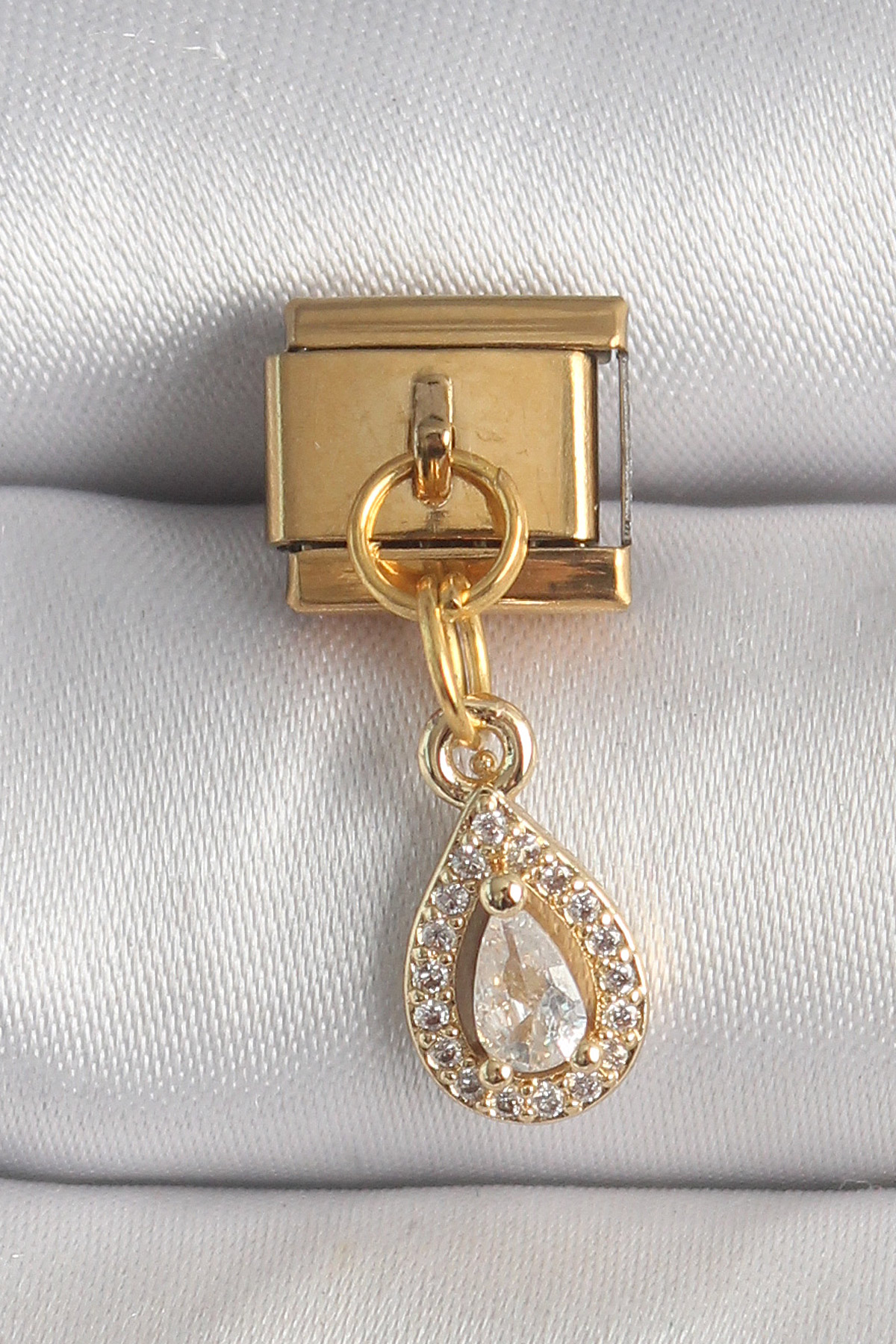 1747667422-bc1354 316L Çelik Gold Renk Sallantı Damla Zirkon Taşlı Nomination Charm - Vipsepet - Görsel 1