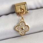 316L Çelik Sallantılı Zirkon Taşlı Yonca Model Gold Renk Nomination Charm - Vipsepet