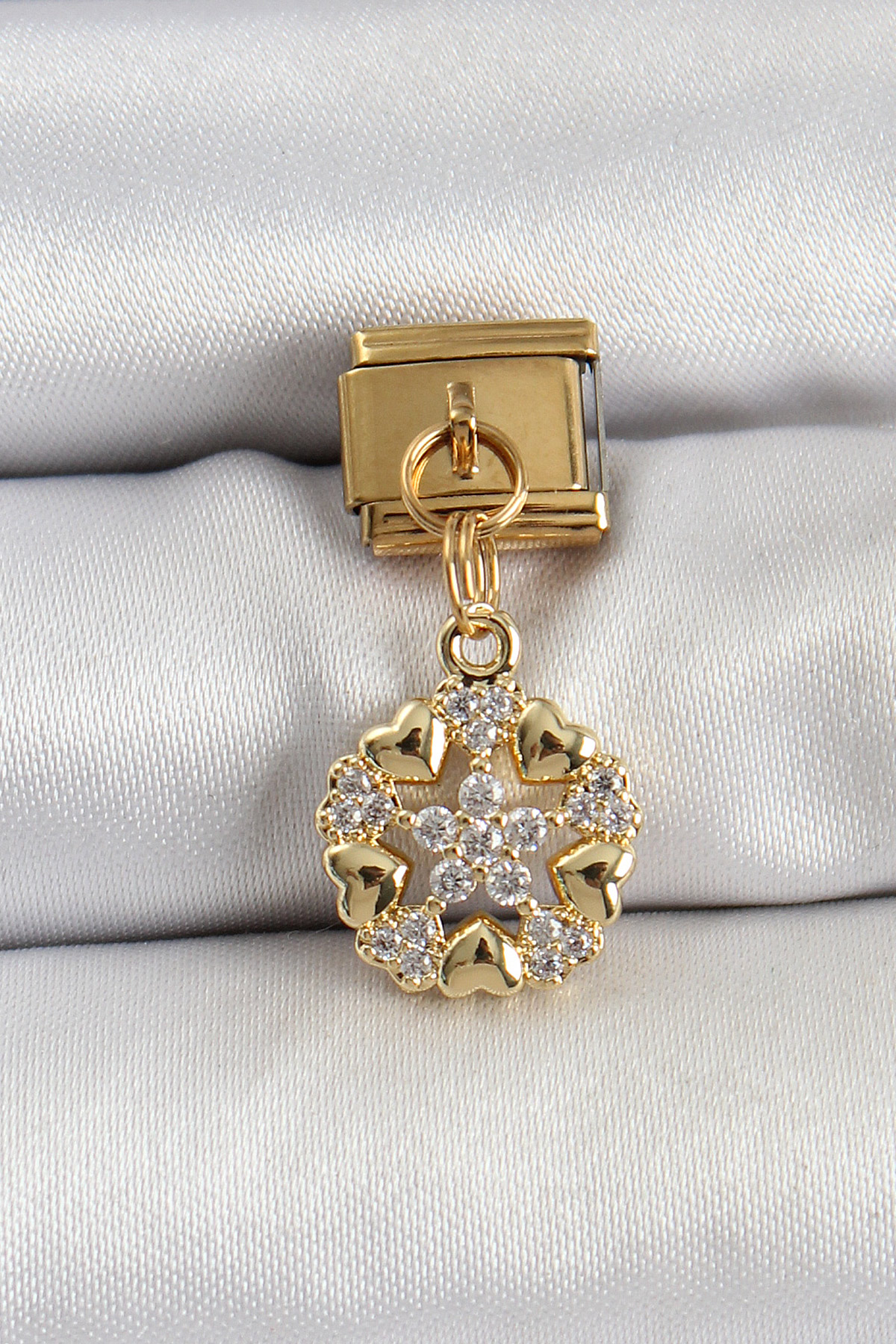 1749106149-bc1415 316L Çelik Sallantılı Zirkon Taşlı Kalp Detaylı Yıldz Model Gold Renk Nomination Charm - Vipsepet - Görsel 1