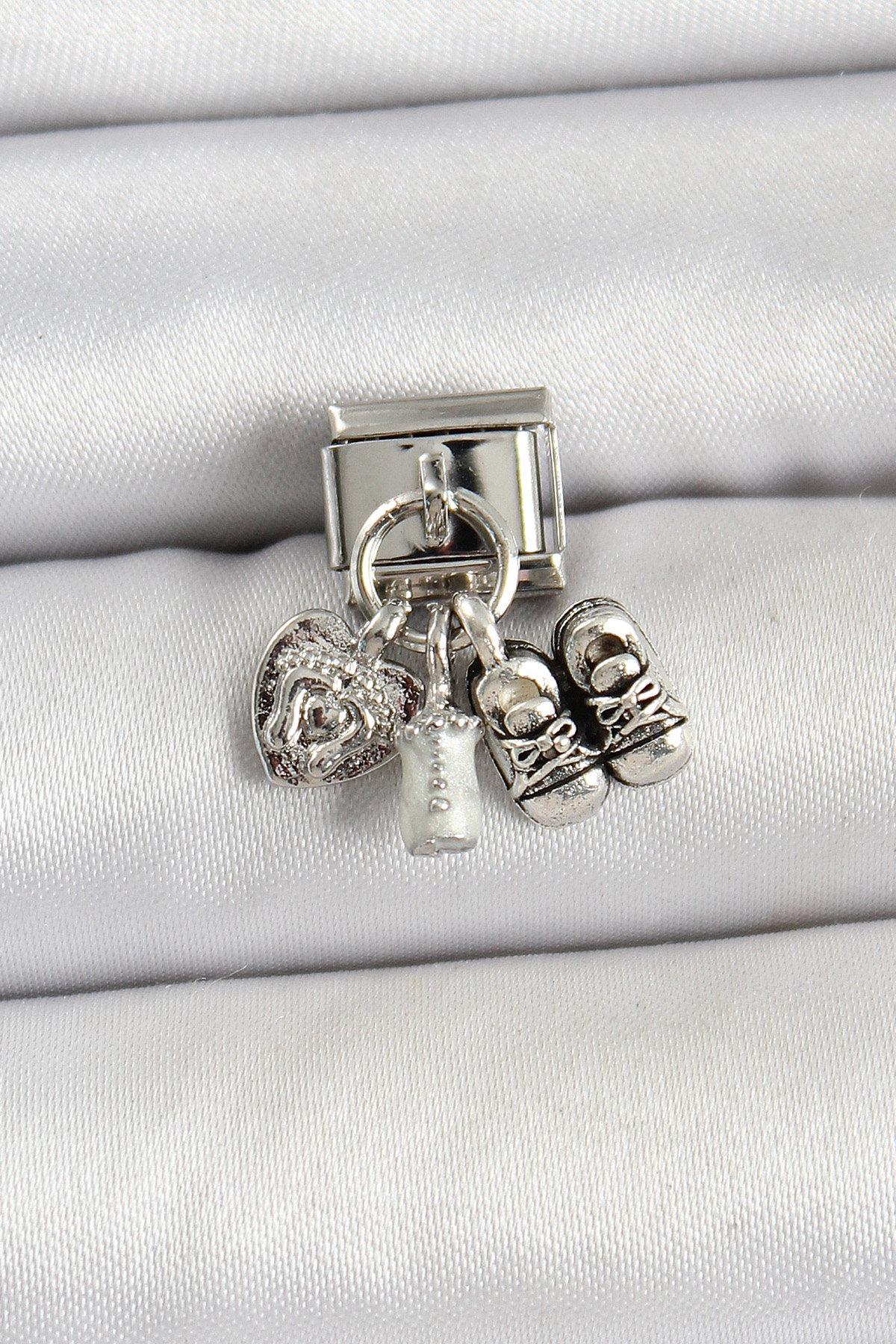 1749109181-bc1493 316L Çelik Gümüş Renk Bebek Konsept Nomination Charm - Vipsepet - Görsel 1