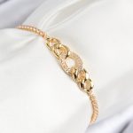 Pirinç Zirkon Taşlı Zincir Model Gold Renk Asansörlü Kadın Bileklik - Vipsepet
