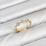 Pirinç Gold Renk Renkli Zirkon Taşlı Kadın Yüzük - Vipsepet