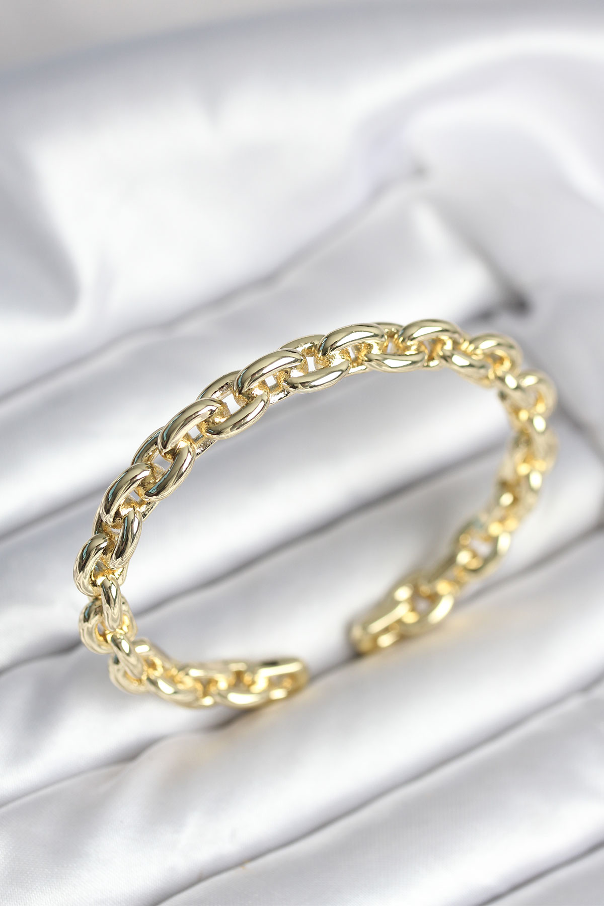 1760088282-bb8016 Zincir Model Gold Renk Pirinç Kadın Bileklik - Vipsepet - Görsel 1