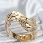 Pirinç Gold Renk Yaprak Model Kadın Bileklik - Vipsepet