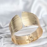 Pirinç Gold Renk Levha Model Kadın Bileklik - Vipsepet