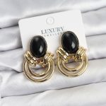 Pirinç Gold Renk Siyah Taşlı Vintage Kadın Küpe - Vipsepet