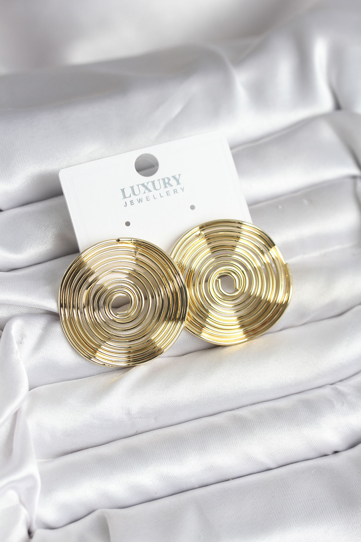 1764421647-bkp11435 Pirinç Gold Renk Circle Model Kadın Küpe - Vipsepet - Görsel 1