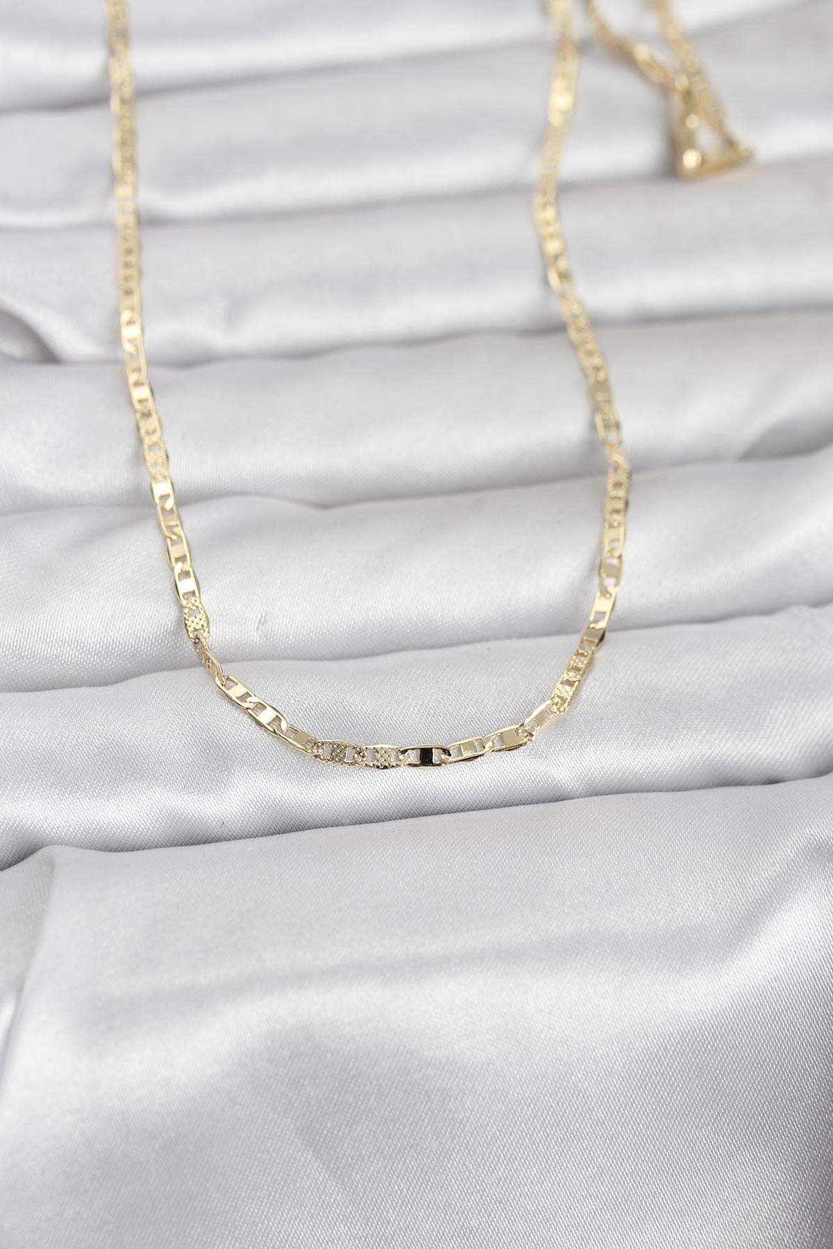 1770128644-bko10966 CM 14K Gold Renk Lazerli Yassı Model Zincirli 60 cm Kadın Kolye - Vipsepet - Görsel 1
