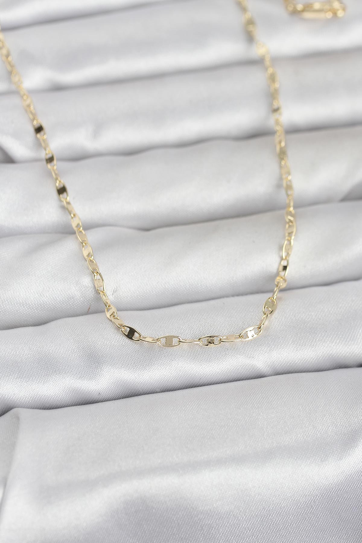 1770128652-bko10967 CM 14K Gold Renk Yassı Gemici Zincir Model 60 cm Kadın Kolye - Vipsepet - Görsel 1