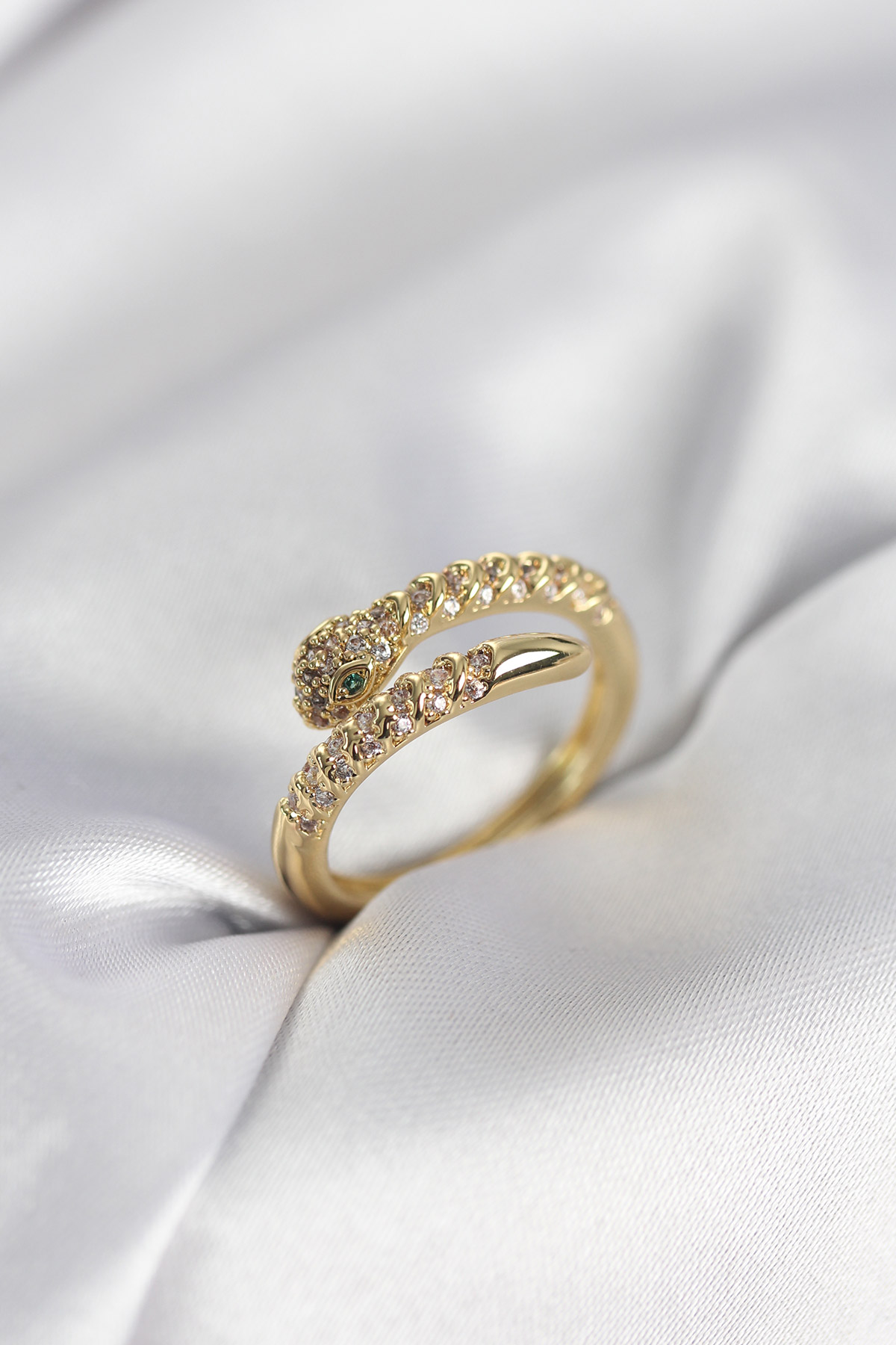 1770904663-byk3989 Yılan Model Gold Renk Zirkon Taşlı Kadın Yüzük - Vipsepet - Görsel 1