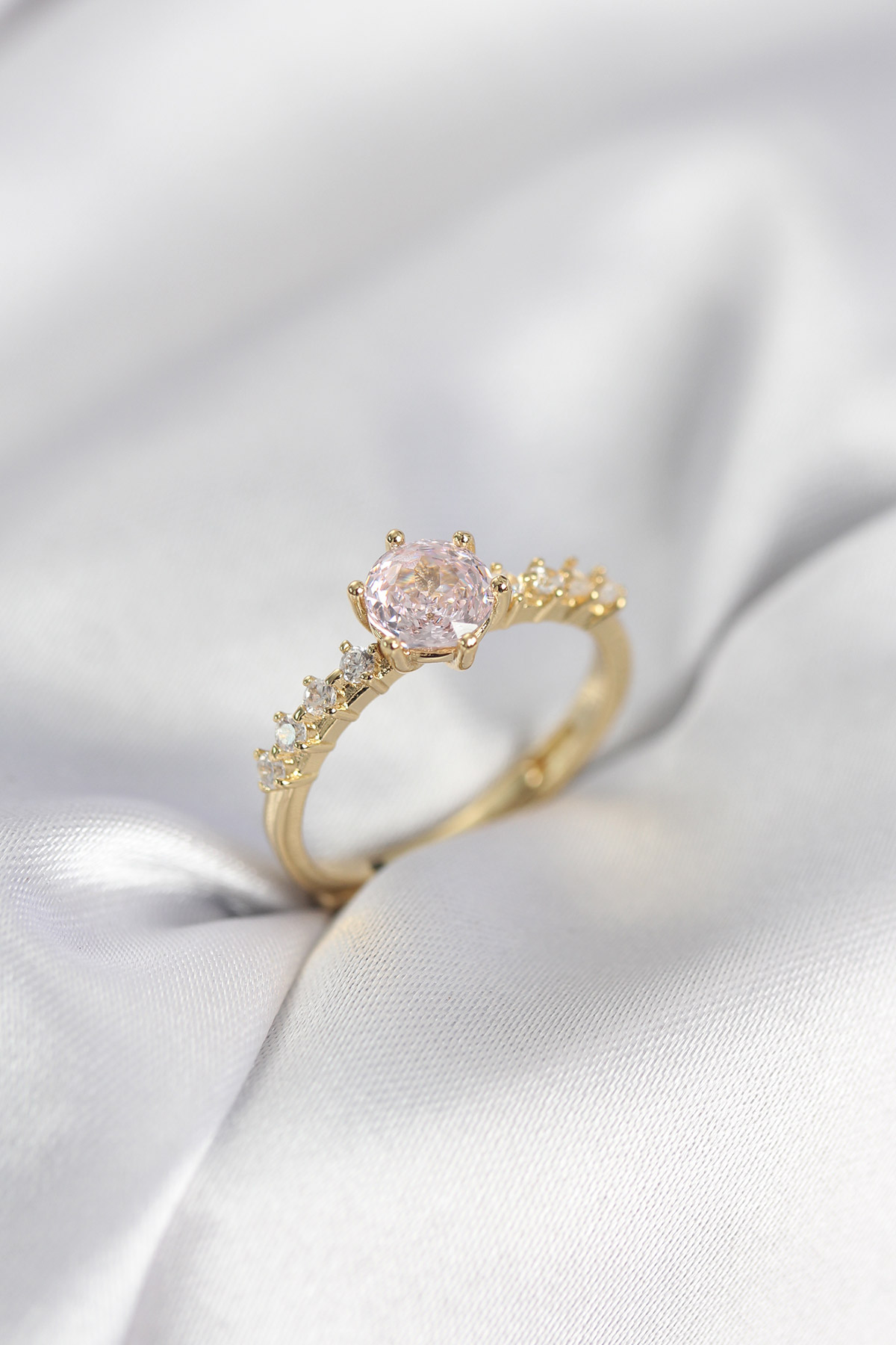 1770904676-byk3991 Gold Renk Pembe Tek Taş Model Zirkon Taşlı Kadın Yüzük - Vipsepet - Görsel 1