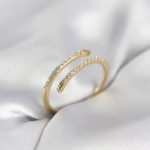Gold Renk Yılan Kuyruk Model Zirkon Taşlı Kadın Yüzük - Vipsepet