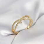 Gold Renk Zirkon Taşlı Fiyonk Model Kadın Yüzük - Vipsepet