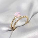 Gold Renk Zirkon Taşlı Pembe Halley Model Kadın Yüzük - Vipsepet