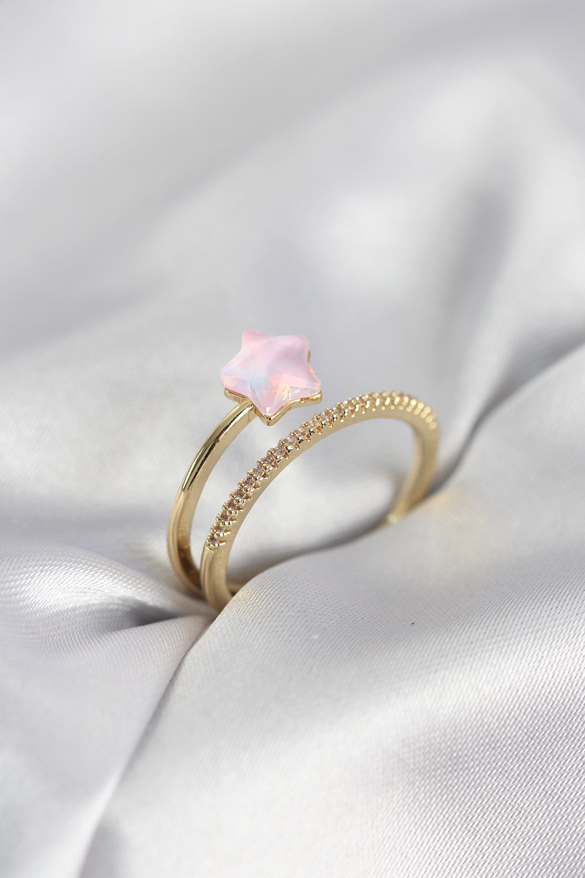 1770905362-byk4040 Gold Renk Zirkon Taşlı Pembe Halley Model Kadın Yüzük - Vipsepet - Görsel 1