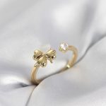 Gold Renk Yonca Model Sedefli Kadın Yüzük - Vipsepet
