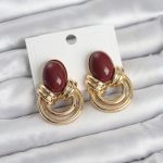 Pirinç Gold Renk Bordo Taşlı Vintage Kadın Küpe - Vipsepet