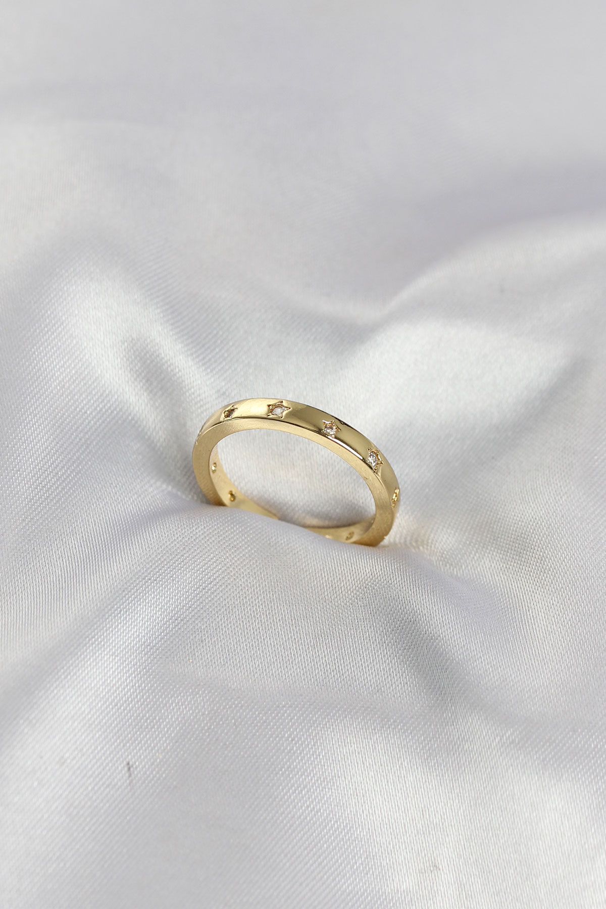 1778244363-915b1b07-byk4193 Pirinç Gold Renk Yıldız Detaylı Alyans Model Kadın Yüzük - Vipsepet - Görsel 1
