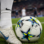 Futbol Antrenman Topu Yüksek Dayanıklı Dikişli Kaymaz Yüzey Tasarımı - Vipsepet