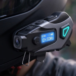 Kask İçi Bluetooth Kulaklık Kamera ve Fener Özellikli Su Geçirmez Dayanıklı Tasarım - vipsepet
