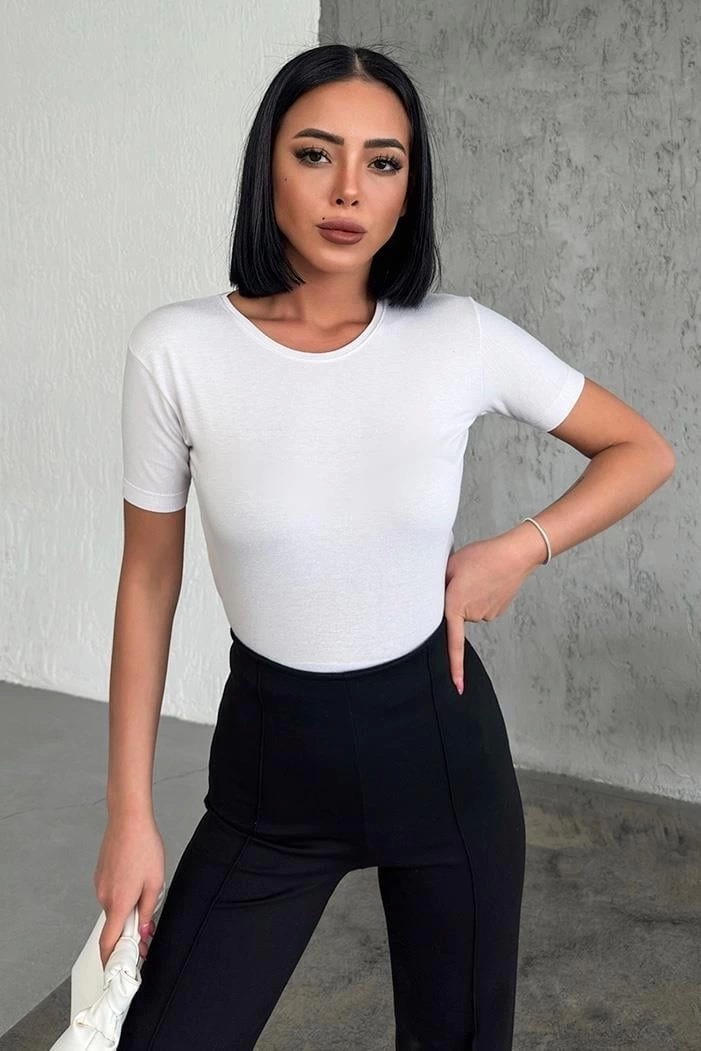 rahat-ve-sik-kisa-kollu-bisiklet-yaka-likrali-viskon-penye-body-bebe-beyaz-87649944-sw701sh1051 Rahat Ve Şık Kısa Kollu Bisiklet Yaka Likralı Viskon Penye Body Beyaz ( Vipsepet ) - Görsel 1