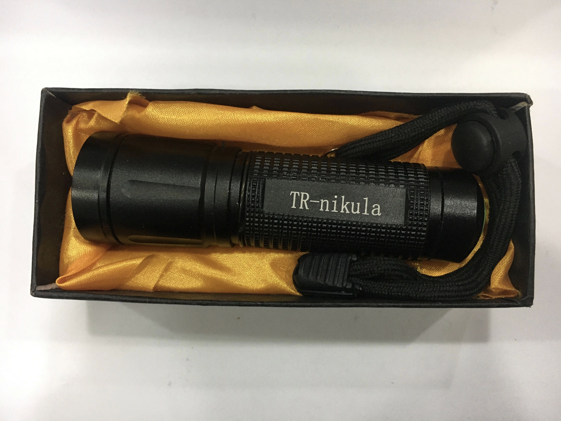 tr-nikula-beyaz-led-isikli-mini-fener-d35-157785010-sw4032sh3024 Beyaz Led Işıklı Mini Fener D35 ( Vipsepet ) - Görsel 1